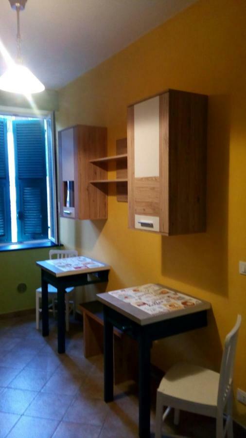 Casa Florine Appartement Finale Ligure Buitenkant foto